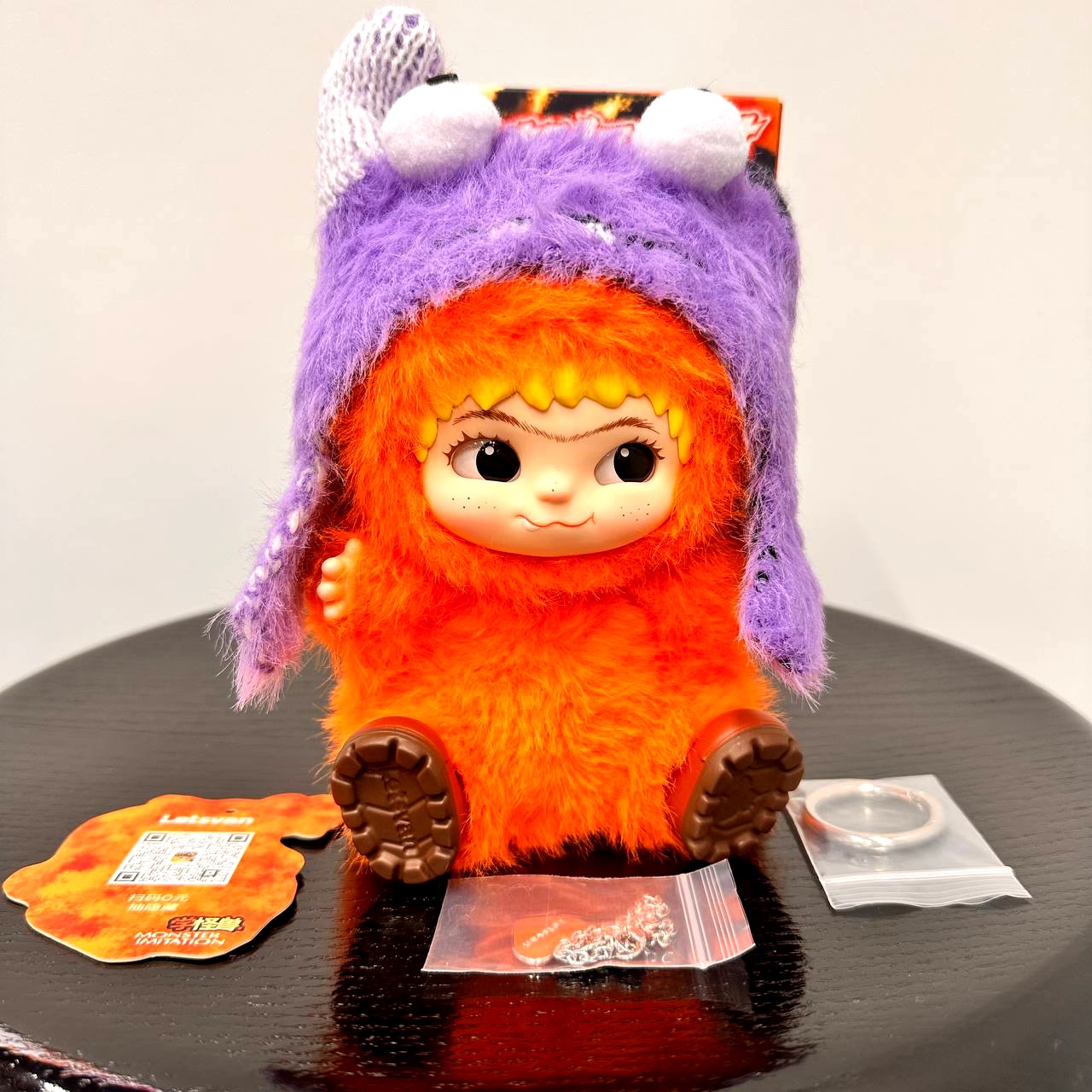 Мягкая игрушка Wakuku Fuzzy Trendy Fun Party Series (1 штука) Фото 2