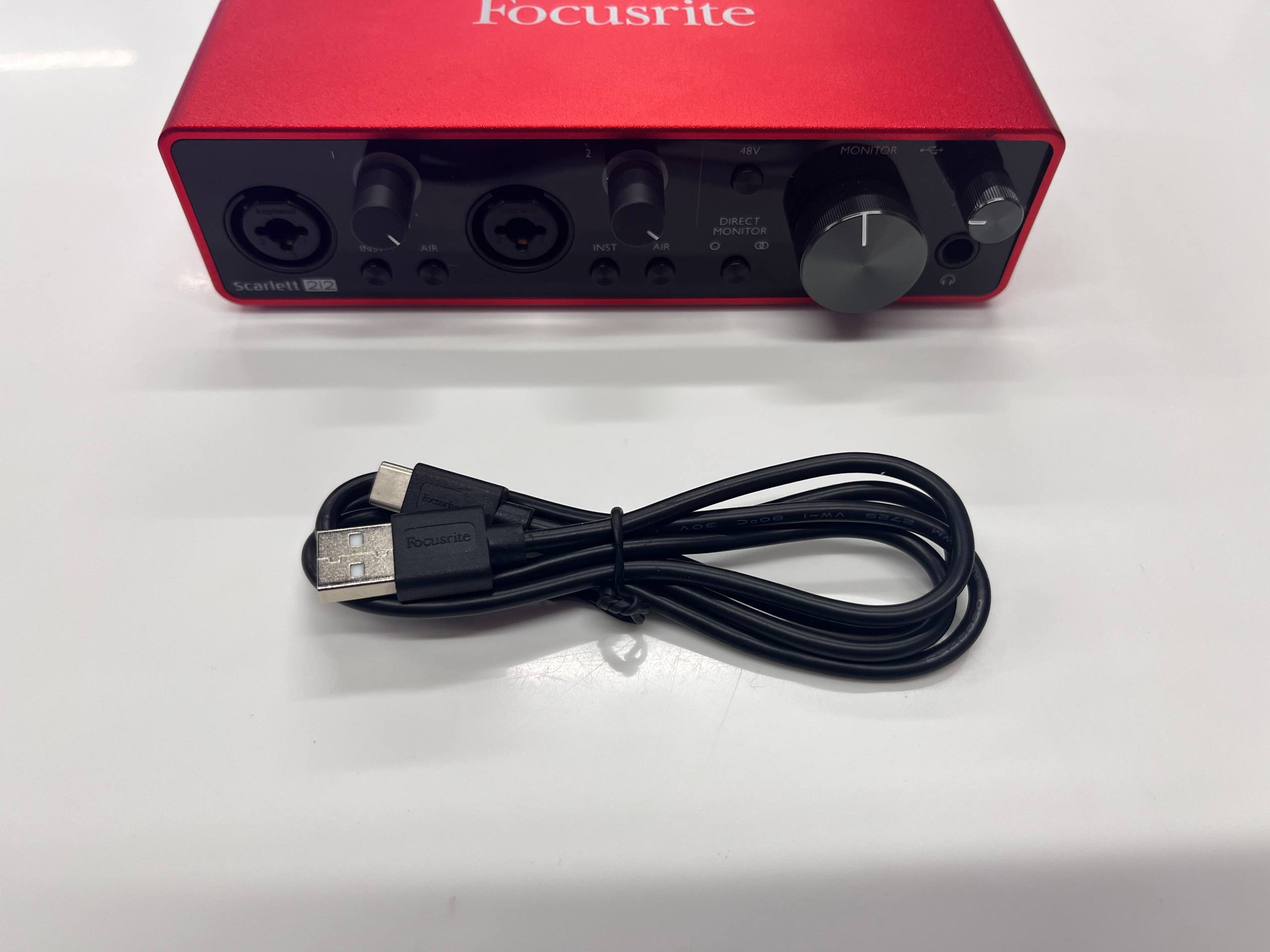 Focusrite Scarlett 2i2 3rd Gen Фото 6