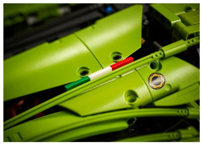 Конструктор LEGO Technic 42115 Lamborghini Sian FKP 37 Фото 10