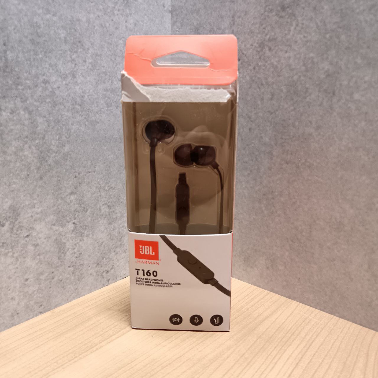 JBL Tune 160, черный Фото 1