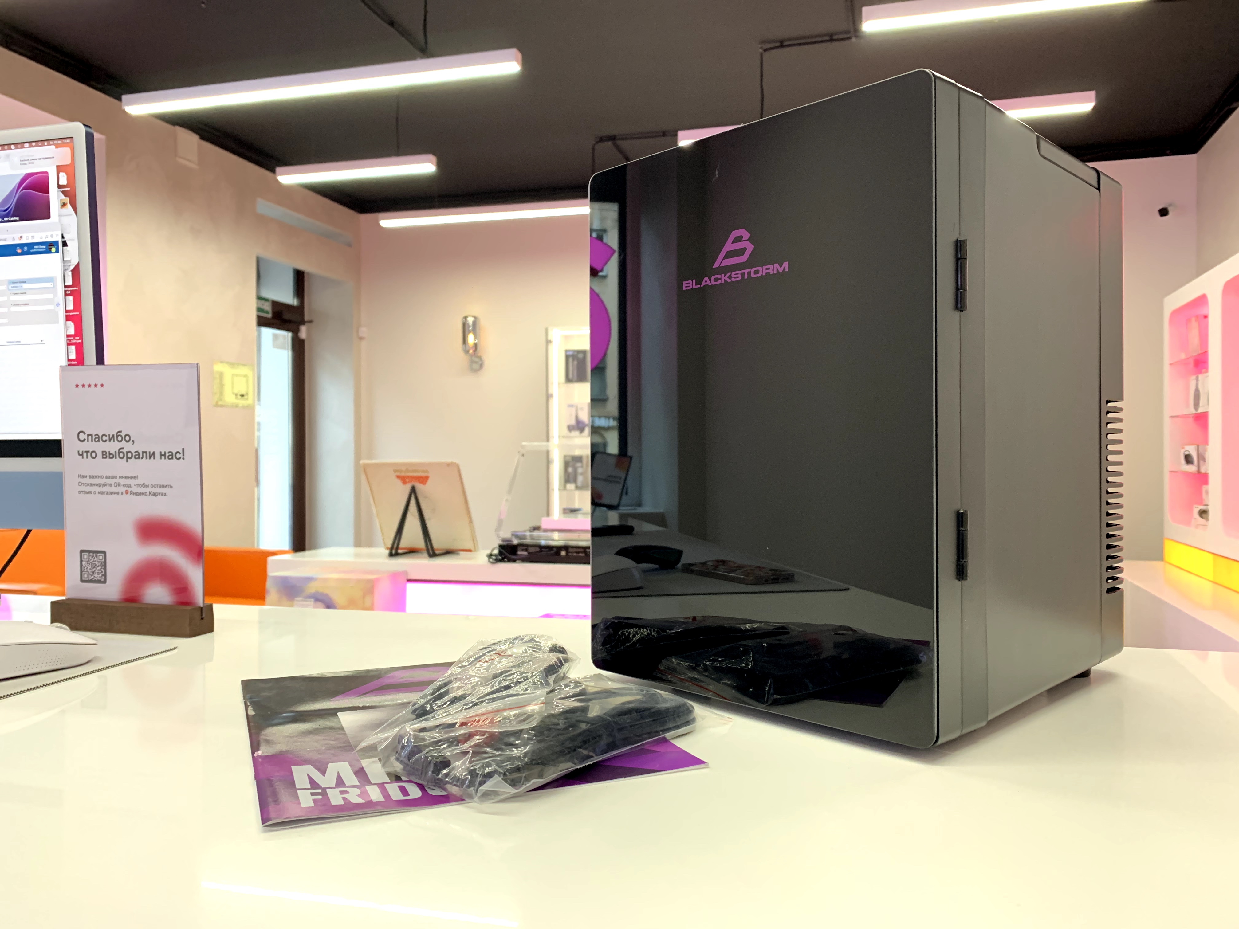 Мини-холодильник Blackstorm, черный Фото 3