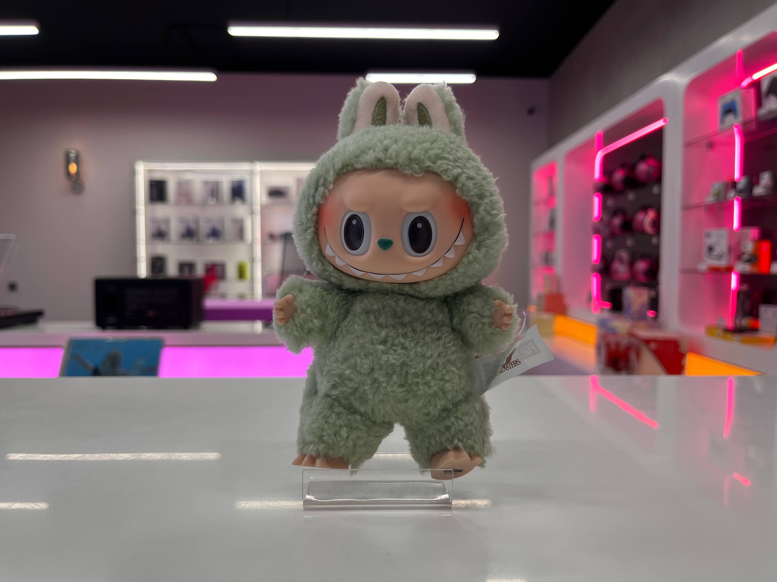 Pop Mart Labubu The Monsters "Exciting Macarons" Blind Box (1 штука), зеленый Фото 1