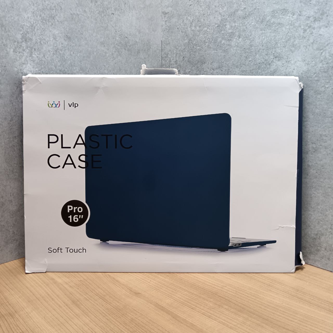 Чехол для ноутбука vlp Plastic Case для MacBook Pro 16" 2021, темно-синий Фото 1