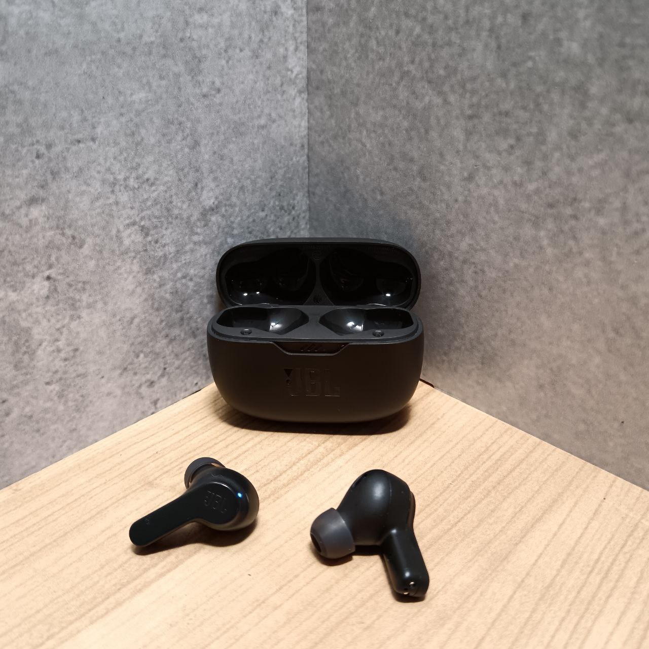 Беспроводные наушники JBL Wave Beam, черный Фото 2