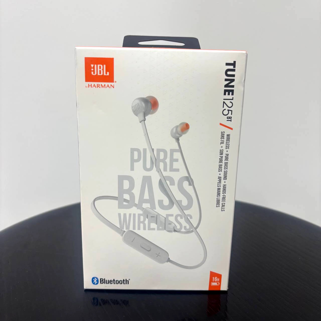 Беспроводные наушники JBL TUNE 125BT, белый Фото 1