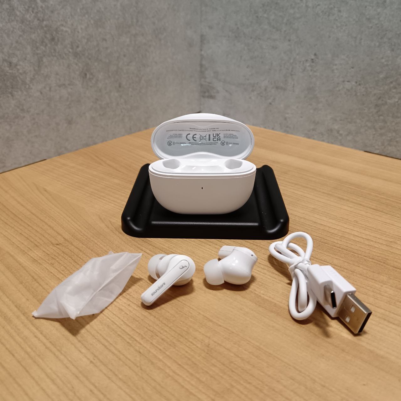 Беспроводные наушники Anker SoundCore Life Note 3i, белый Фото 2