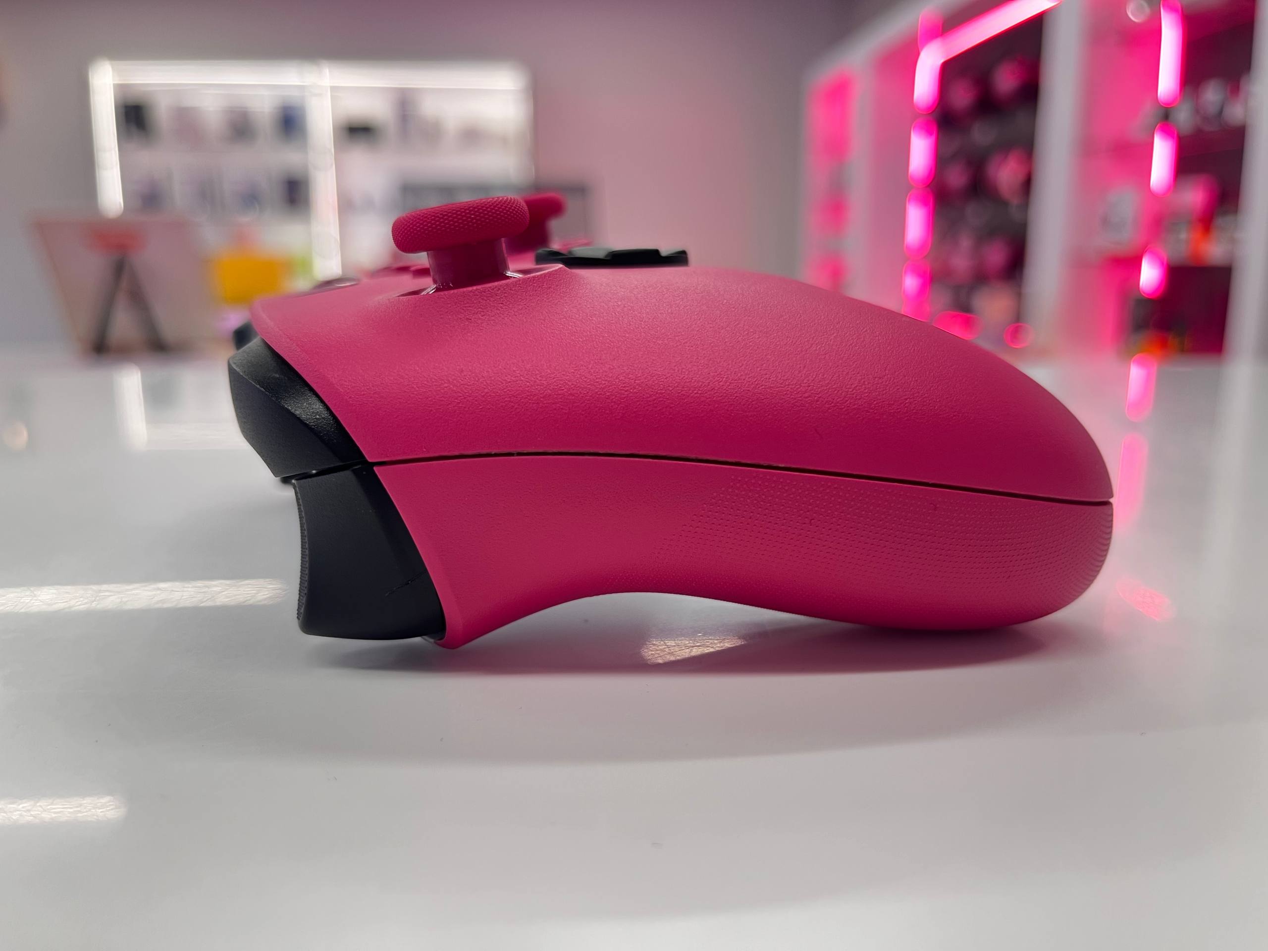 Microsoft Xbox Wireless Controller, розовый Фото 3