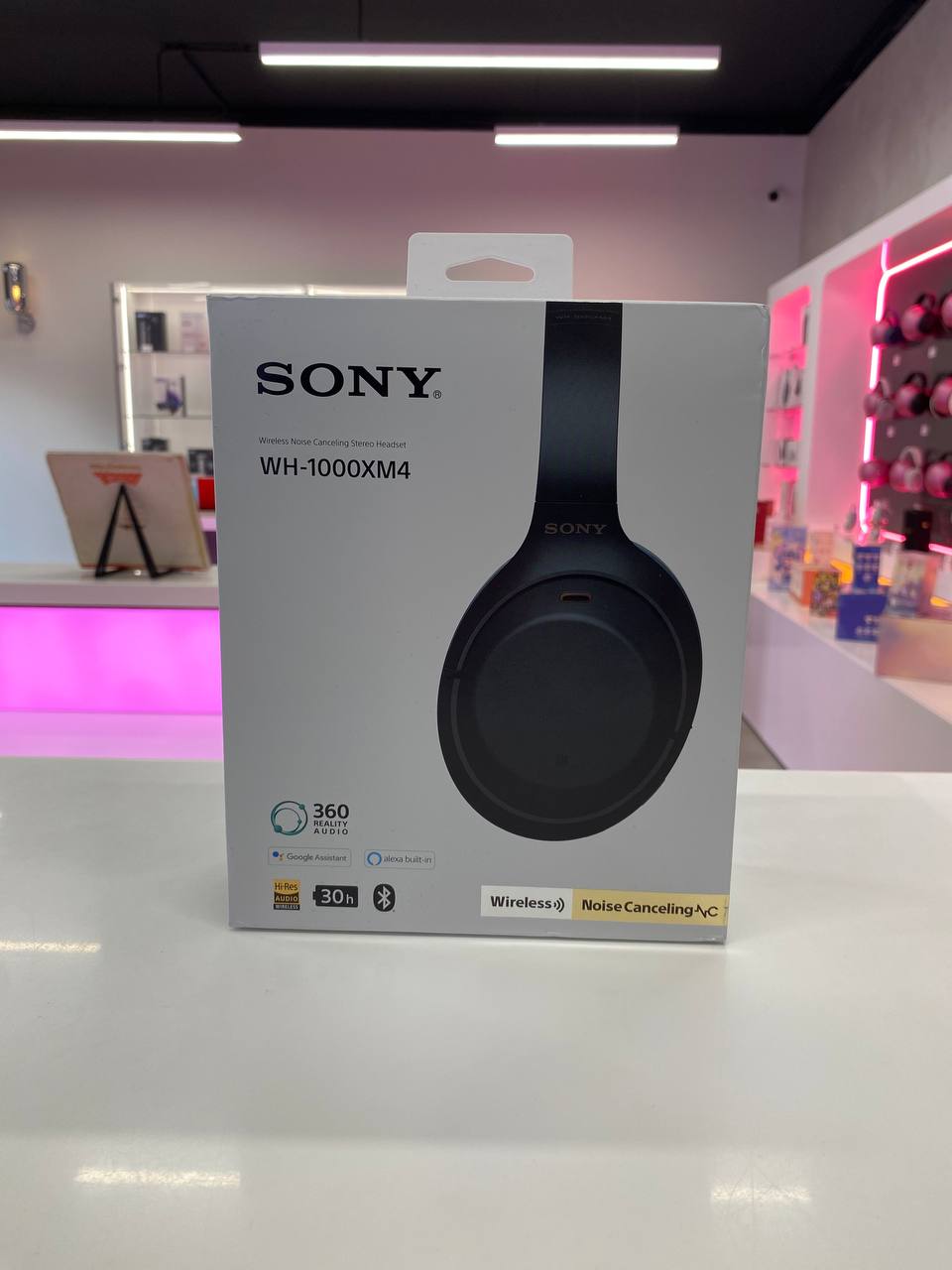 Беспроводные наушники Sony WH-1000XM4, черный Фото 1