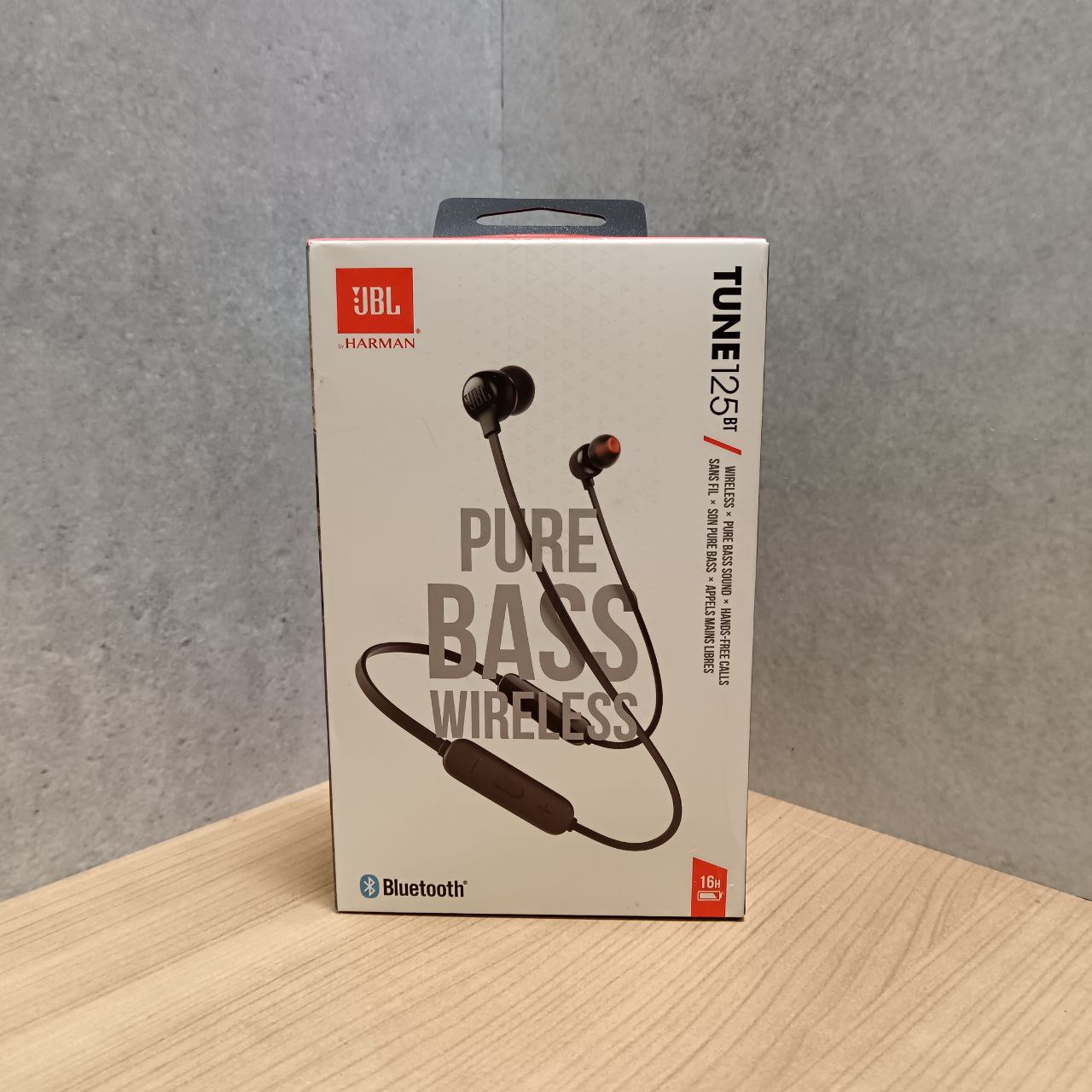 JBL TUNE 125BT, черный Фото 1