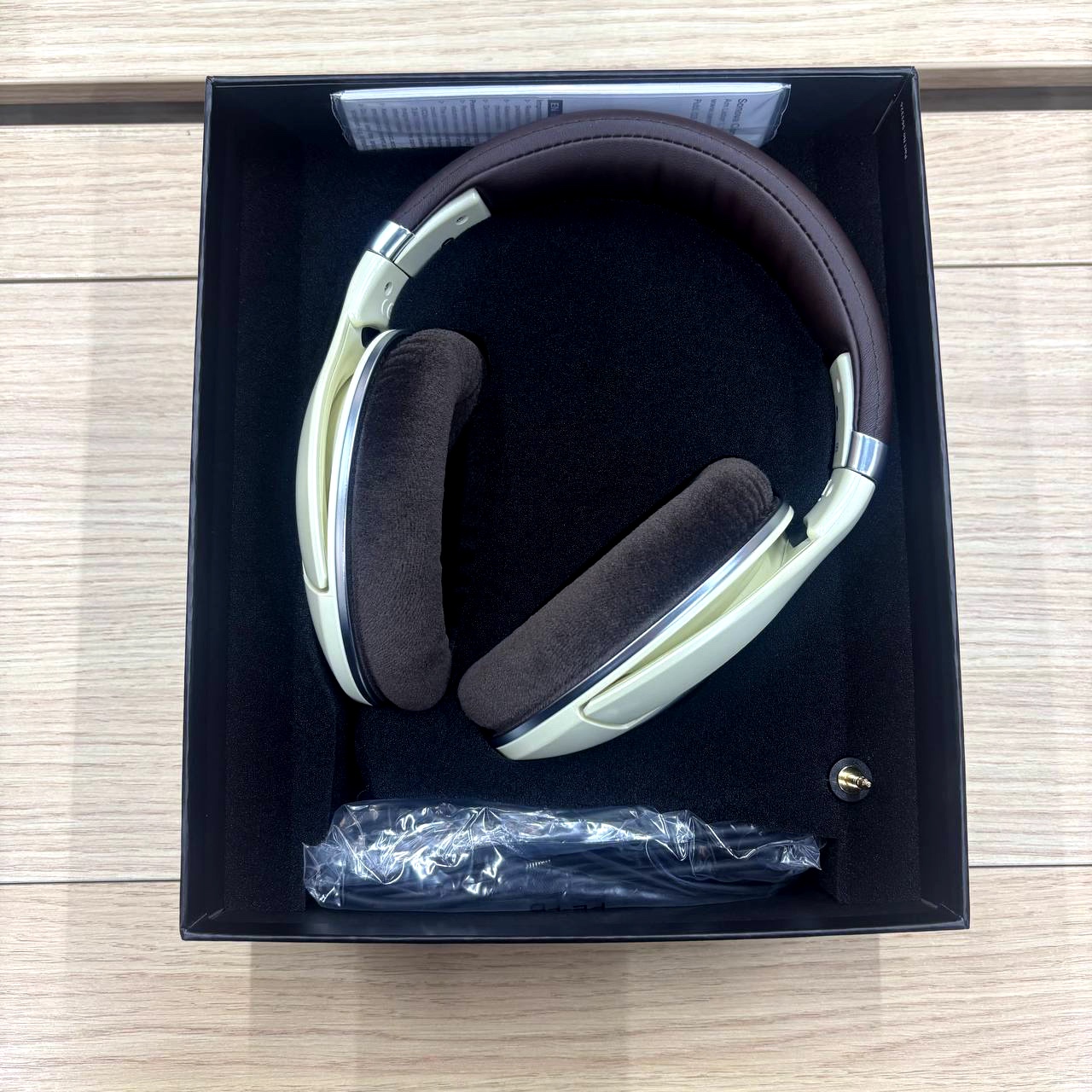 Наушники Sennheiser HD 599, бежевый Фото 2