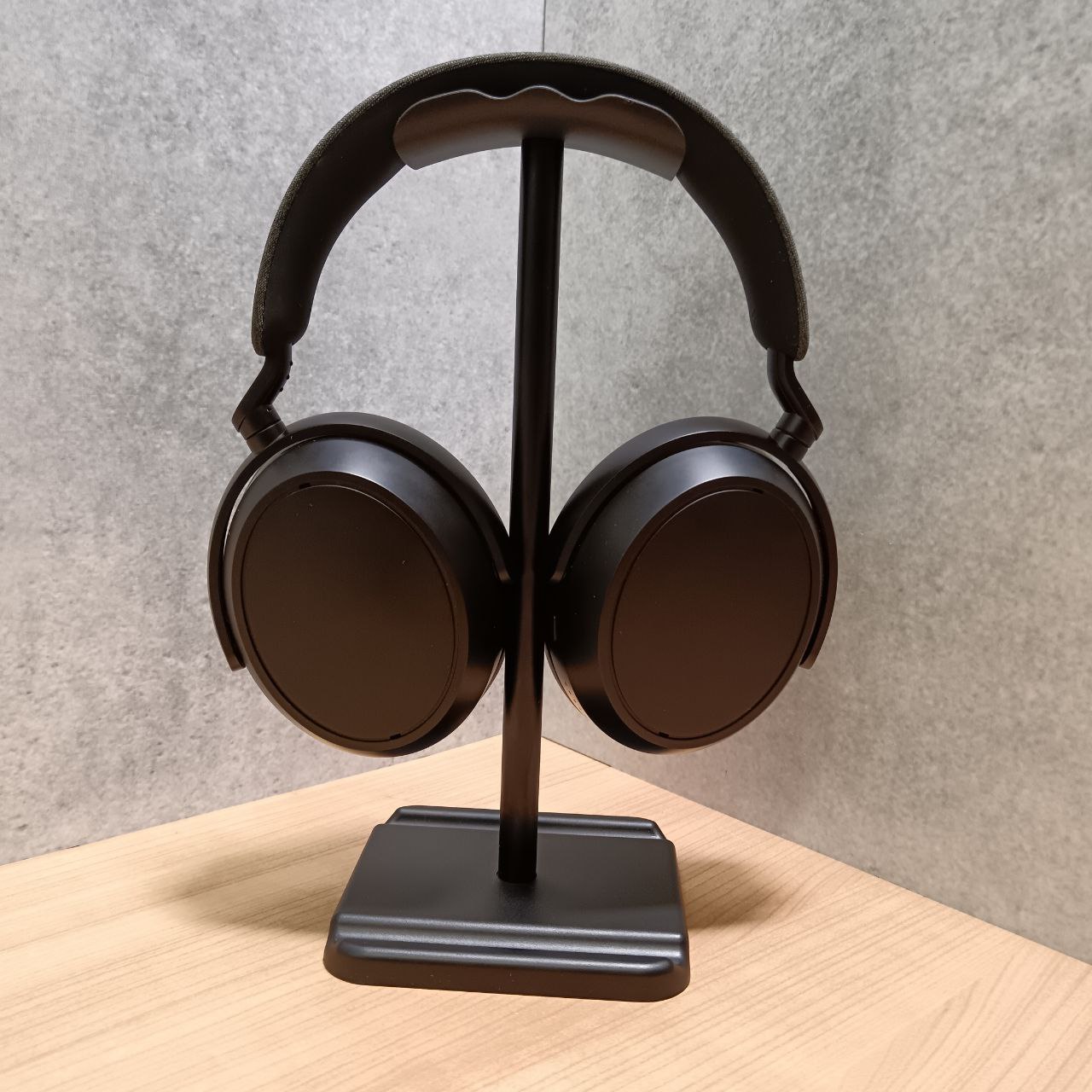 Беспроводные наушники Sennheiser Momentum 4, черный Фото 2