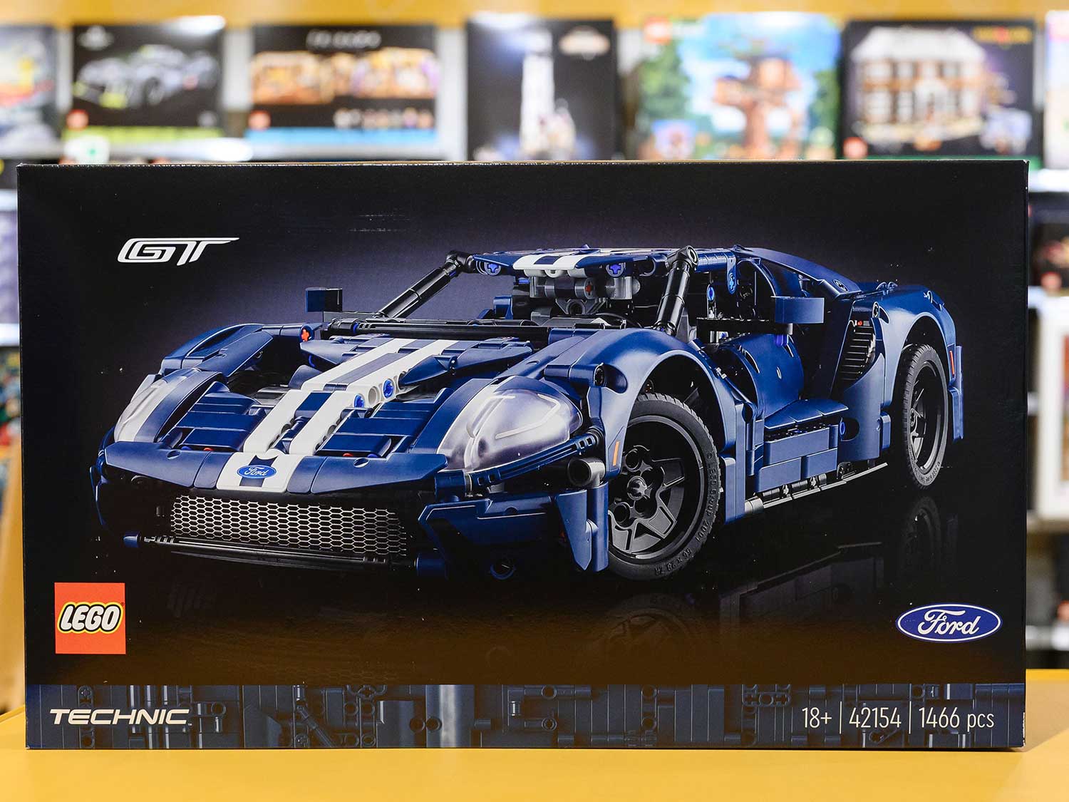 Конструктор LEGO Technic 42154 Ford GT 2022 Фото 3
