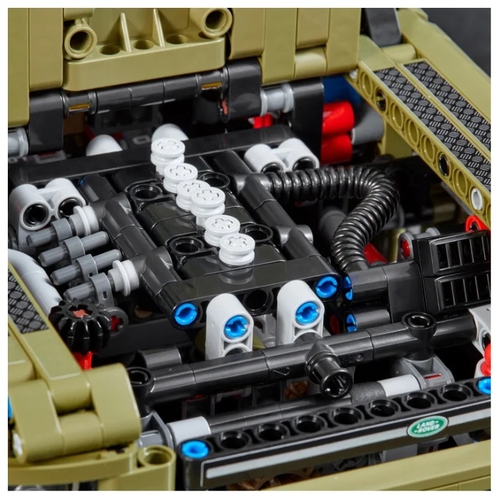 Конструктор LEGO Technic 42110 Land Rover Defender Фото 10