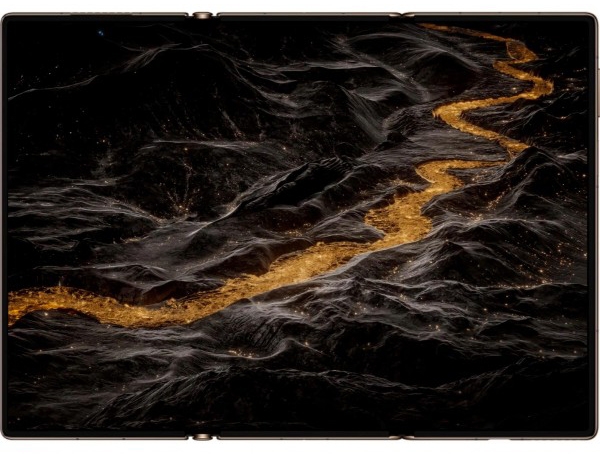 Смартфон Huawei Mate XT Ultimate 16/1024 Гб, черный (51098EKK) Фото 8