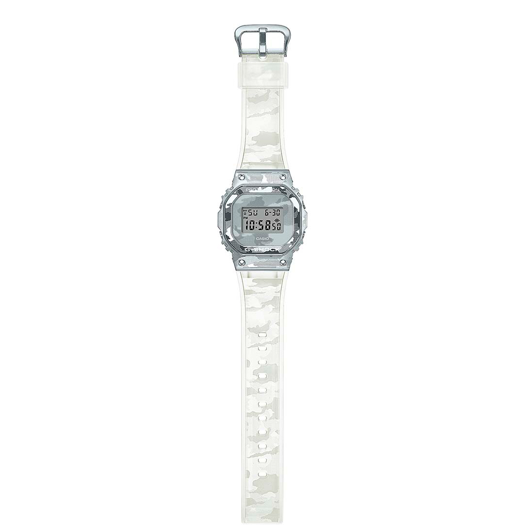 Часы Casio G-Shock GM-5600SCM-1 Фото 1