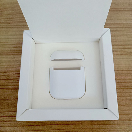 Чехол для наушников vlp Plastic Case для AirPods, белый Фото 3