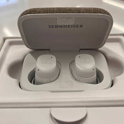 Беспроводные наушники Sennheiser Momentum True Wireless 3, белый Фото 5