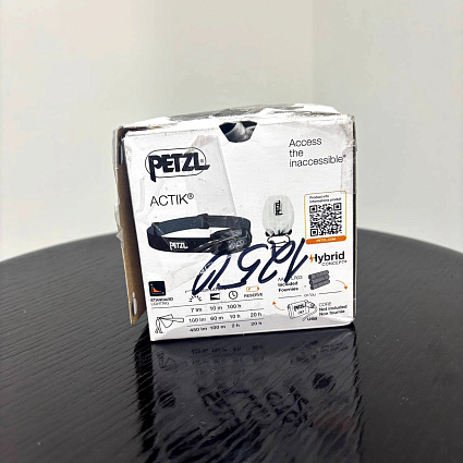 Налобный фонарь Petzl Actik Core, серый Фото 4