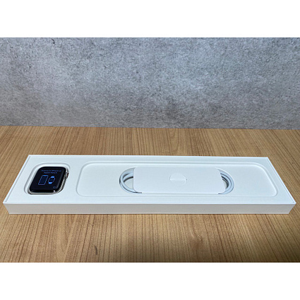 Apple Watch 6 GPS + Cellular, 40 мм, сталь серебристого цвета, спортивный ремешок белый Фото 3