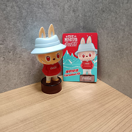 Pop Mart Labubu The Monsters "Coca-Cola" Blind Box (1 штука) Фото 3