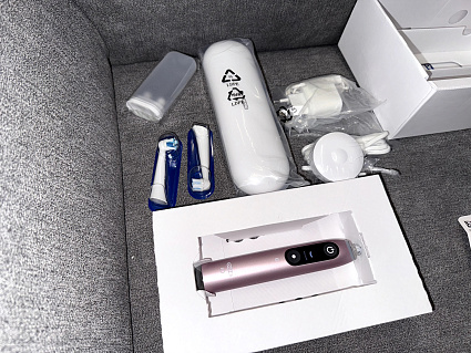 Электрическая зубная щетка Oral-B iO Series 9n, «Розовый кварц» Фото 2