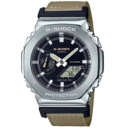 Часы Casio G-Shock GM-2100C-5A Фото 1